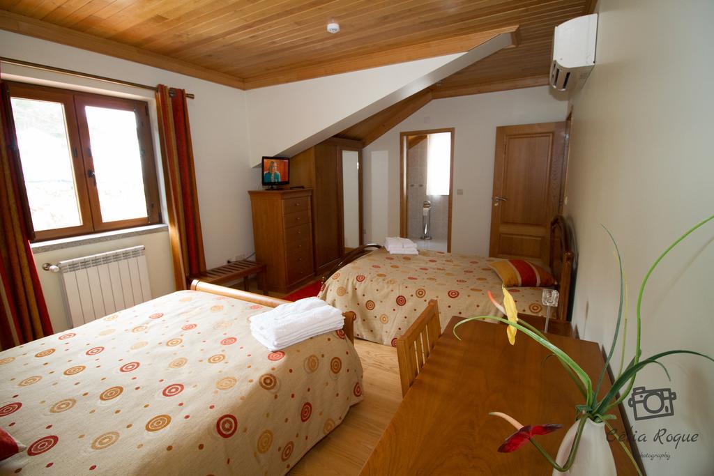 Casa Da Ribeirinha Hotel Sabugueiro  Eksteriør billede